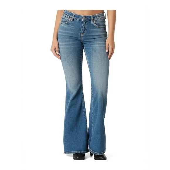 ARIZONA JEAN CO Jeans Women's Juniors Size 11 Short Blue Mid-Rise‎ Bootcut NWT - Picture 2 of 11